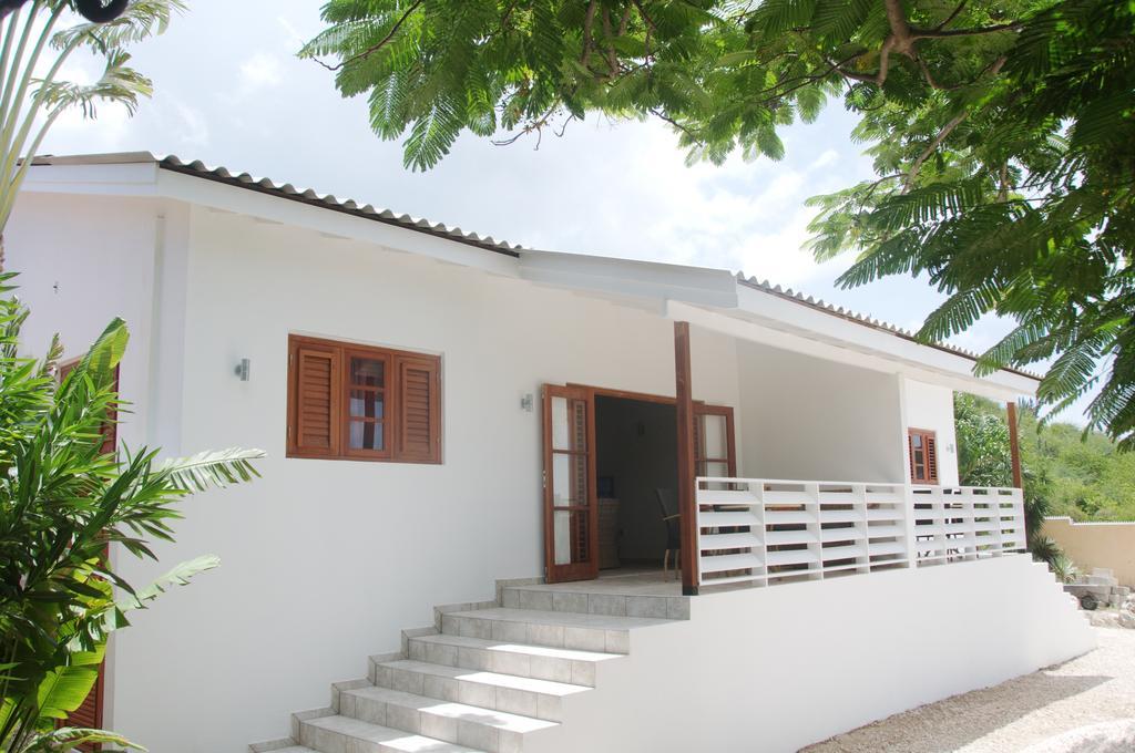 Bantopa Apartments Willemstad Quarto foto